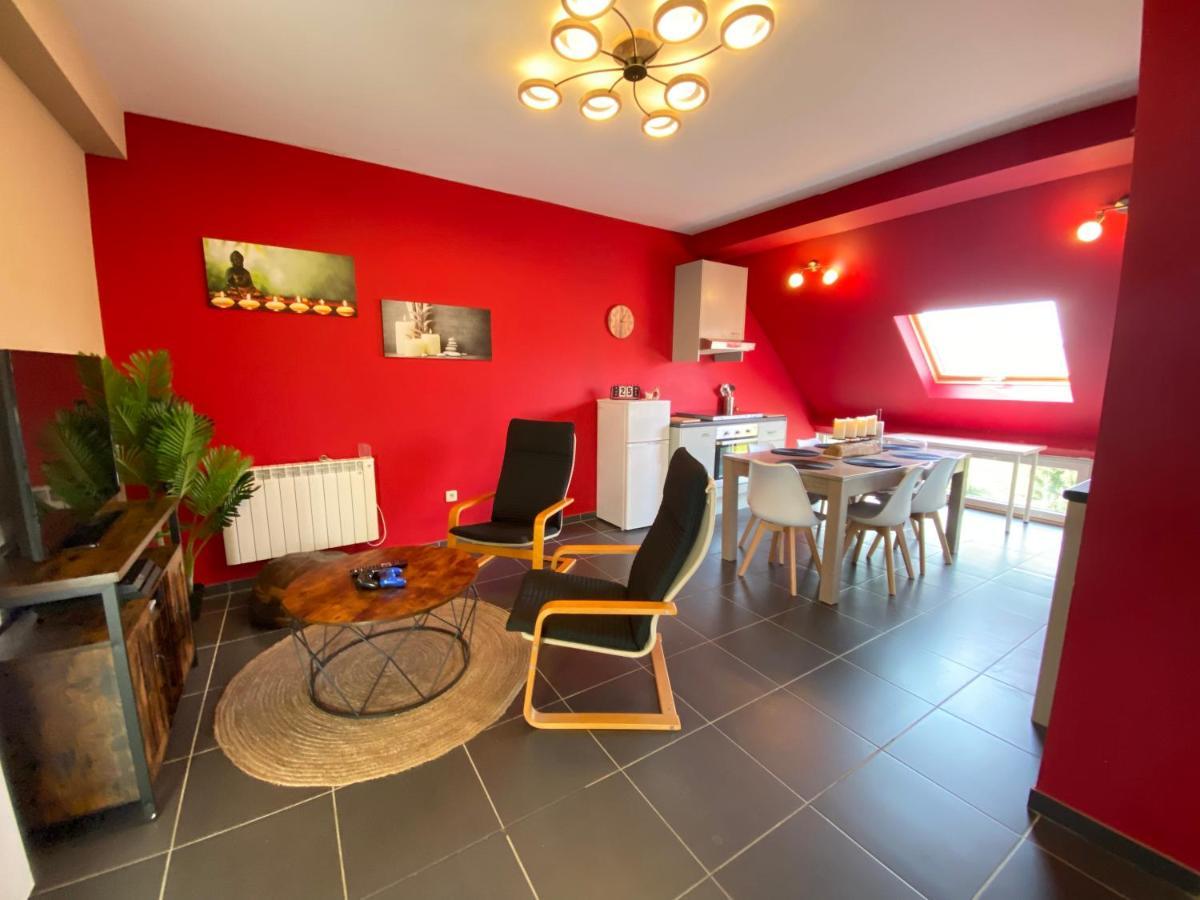 Cosy 2-Bedroom Apartment In The Center Of โอตง ภายนอก รูปภาพ
