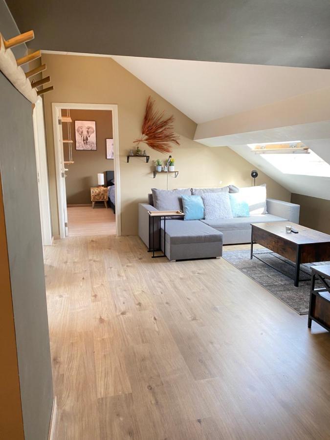 Cosy 2-Bedroom Apartment In The Center Of โอตง ภายนอก รูปภาพ